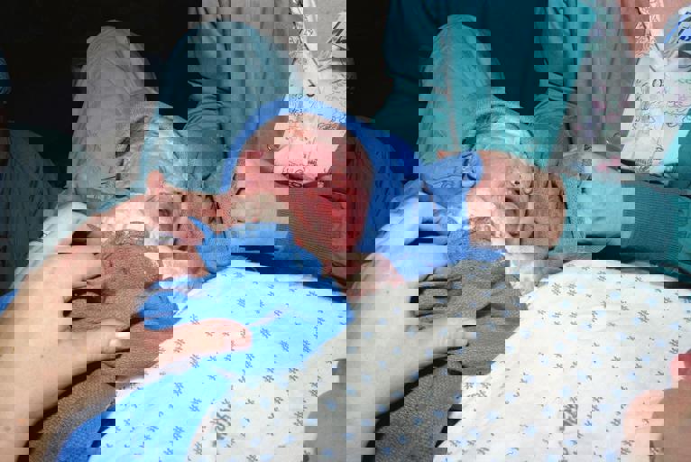 Local Hospital Opens Neonatal Sleep Clinic for New Parents